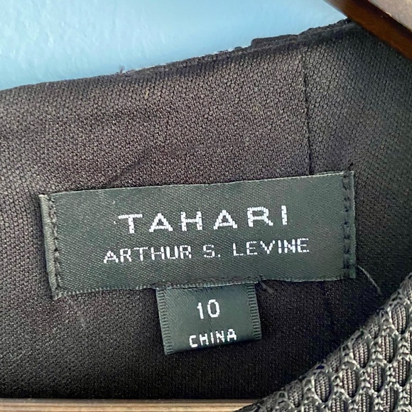 Tahari A S. l White and Black Texture Casual Dress Size 10 - Picture 5 of 6